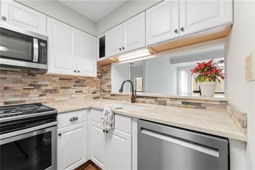 a428-1800 Clairmont #428 Lake, Decatur, GA, 30033 | Card Image
