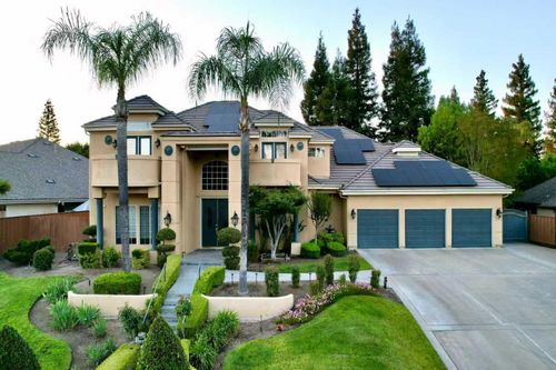 466 E Hillcrest Ave, Fresno, CA, 93720-0897 | Card Image
