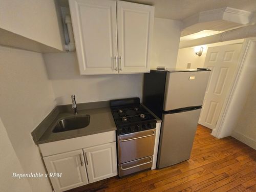 2-86 Charles St, Boston, MA, 02114 | Card Image