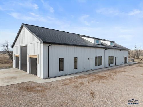 10734 Hay Creek Ln, Belle Fourche, SD, 57717-6313 | Card Image