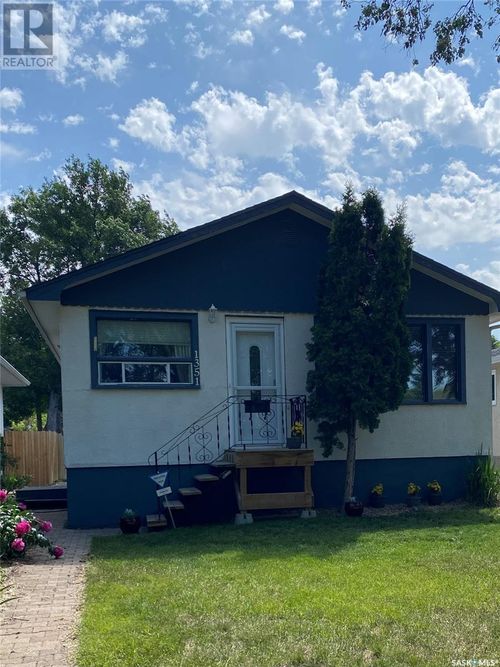 1351 Grey St, Regina, SK, S4T5H5 | Card Image