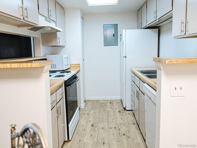 UNIT-201 - 14413 E Jewell Ave, House attached with 2 bedrooms, 2 bathrooms and null parking in Aurora CO | Image 8