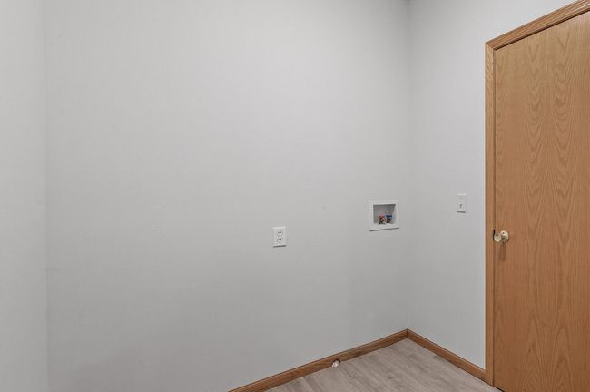 1118 Crystal Pl W, Townhouse with 2 bedrooms, 2 bathrooms and null parking in Chaska MN | Image 26