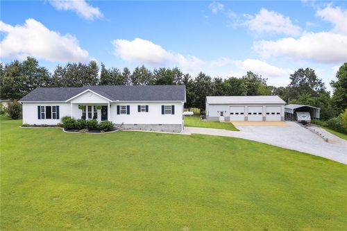 10114 Quincy Ln, Harrison, AR, 72601-9733 | Card Image