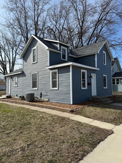436 Adams St Se, Hutchinson, MN, 55350-2662 | Card Image