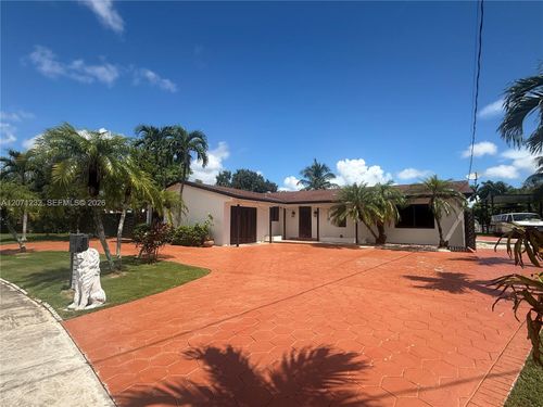 10301 Sw 199th St, Cutler Bay, FL, 33157-8508 | Card Image