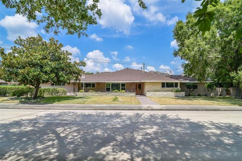 3318 N Braeswood Blvd, Houston, TX, 77025-2521 | Card Image