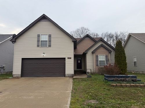 685 Fox Trail Ct, Clarksville, TN, 37040-6251 | Card Image