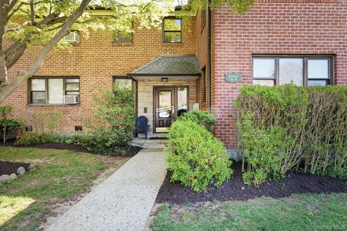 d2-bldg-2-154 Martling Ave, Tarrytown, NY, 10591-4745 | Card Image