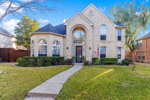 8204 Bartley Cir, Plano, TX, 75025-4317 | Card Image