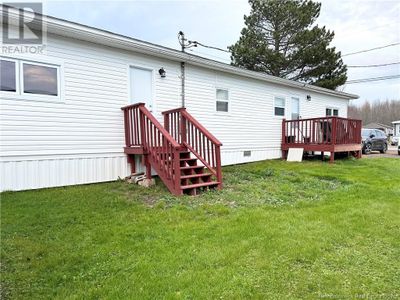 28 Laura Lane, House other with 2 bedrooms, 1 bathrooms and null parking in Moncton NB | Image 2