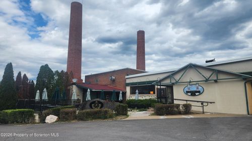 1206-1100 Twin Stacks Drive, Dallas, PA, 18612 | Card Image