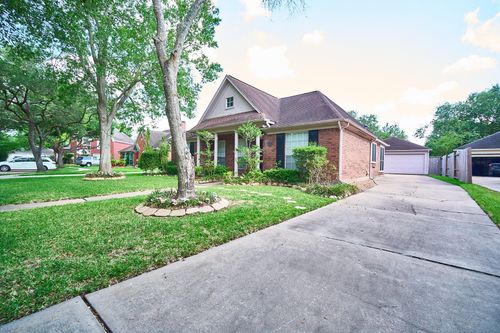 5022 Moss Run Dr, Missouri City, TX, 77459-3924 | Card Image