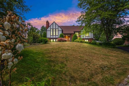 122 Cambridge Pl, Somerset, PA, 15501-4531 | Card Image