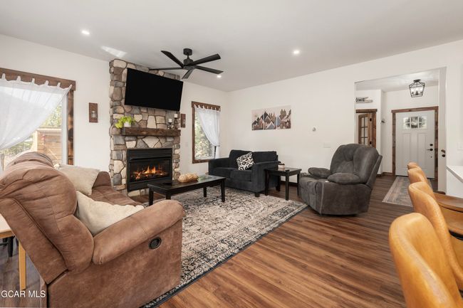 Main Living Room. | Image 18