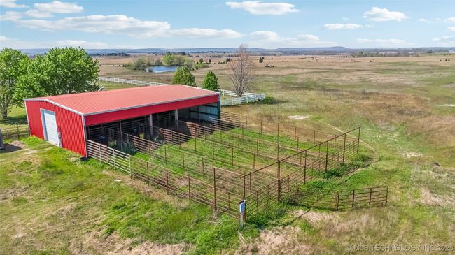 28002 Us 75 Hwy, House other with 4 bedrooms, 4 bathrooms and null parking in Ochelata OK | Image 49