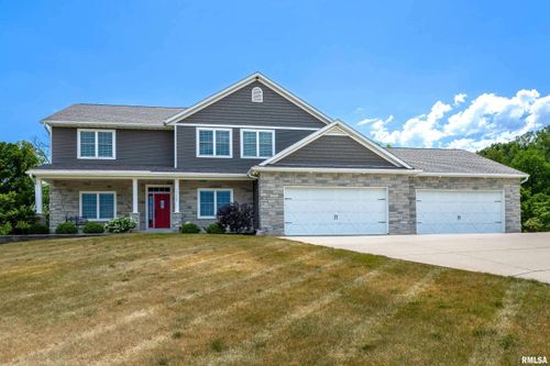 11669 131st Street Ct, Davenport, IA, 52804-7600 | Card Image