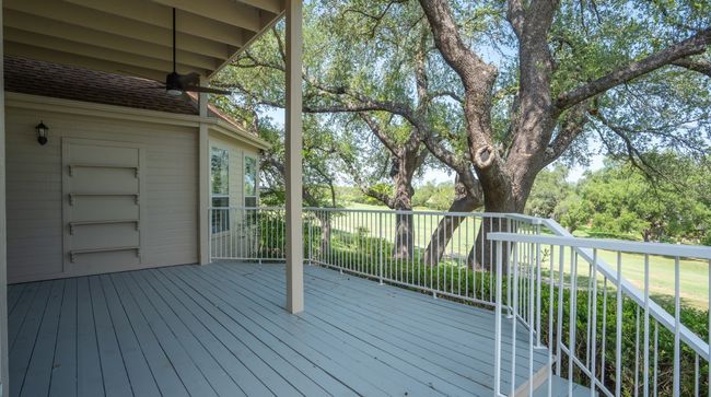 lower deck | Image 13