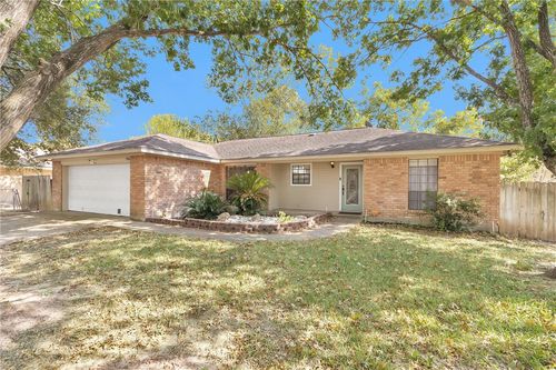 1706 Shawnee St, Navasota, TX, 77868-2624 | Card Image