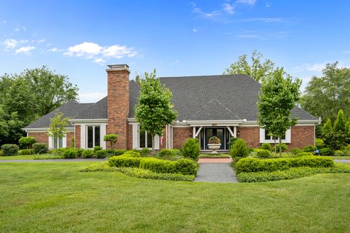 150 N Suffolk Ln, Lake Forest, IL, 60045-2054 | Card Image