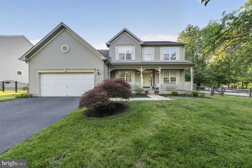 2 Stonehedge Dr, East Windsor, NJ, 08520-2825 | Card Image