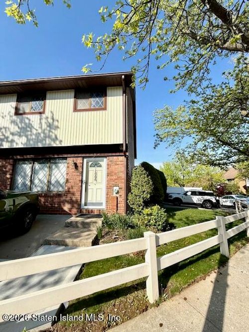 145 Rolling Hill Green, Staten Island, NY, 10312 | Card Image