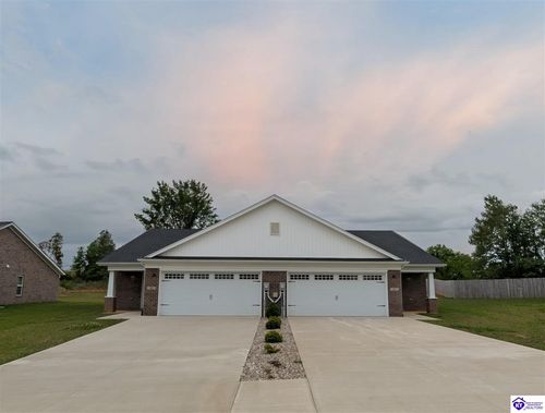 305 &amp; 307 Breckinridge Circle, Vine Grove, KY, 40175 | Card Image