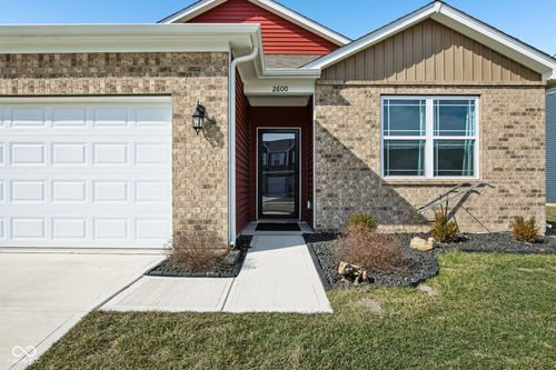 2600 Redding Dr, Whitestown, IN, 46075-7588 | Card Image