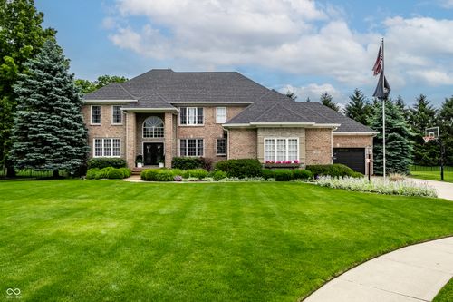 10608 Geist Ridge Ct, Fishers, IN, 46040-9470 | Card Image