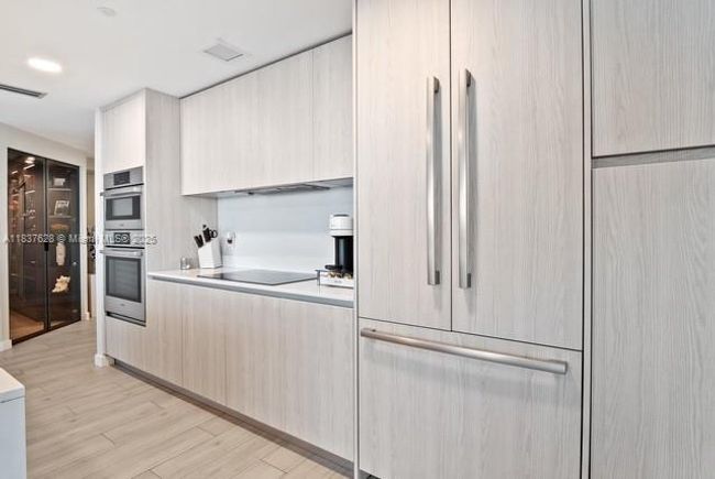 UNIT-715 - 488 Ne 18 Th St, Condo with 3 bedrooms, 4 bathrooms and null parking in Miami FL | Image 17