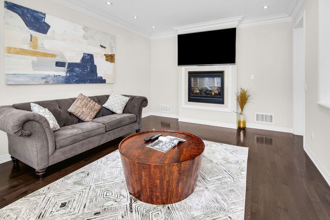 133 Hatton Garden Rd, House other with 4 bedrooms, 4 bathrooms and 4 parking in Woodbridge ON | Image 14