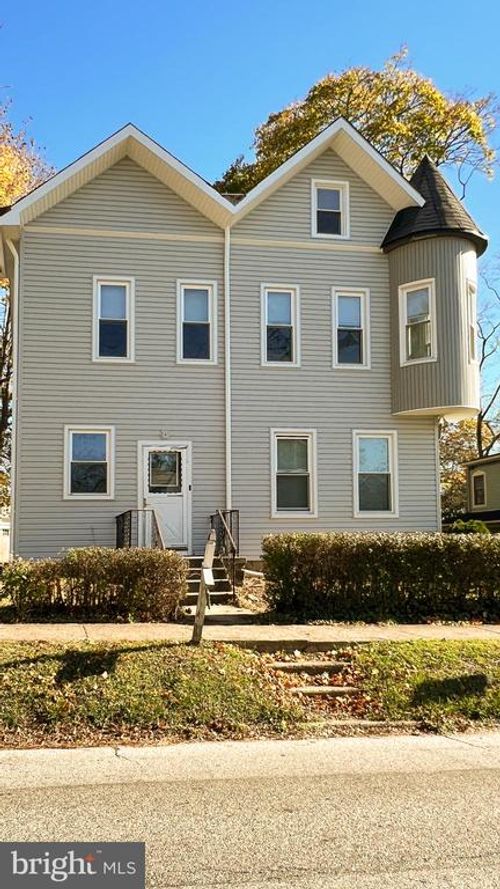 7827 Montgomery Ave, ELKINS PARK, PA, 19027-2757 | Card Image