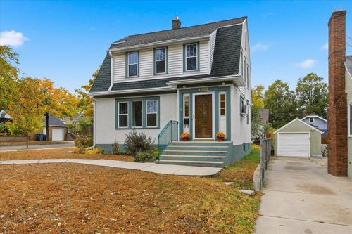 3852 22nd Ave S, Minneapolis, MN, 55407-3006 | Card Image