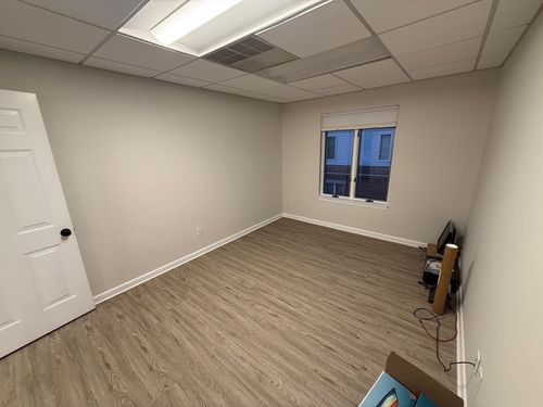 b-175 Derby St, Hingham, MA, 02043-4007 | Card Image