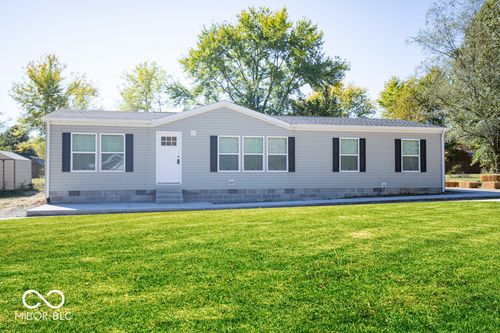 3920 Brandywyne Dr, North Vernon, IN, 47265-8713 | Card Image