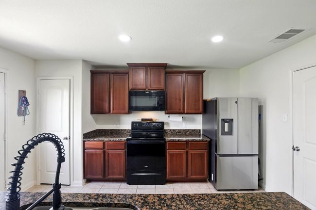 5803 Snapping Turtle Rd, House other with 3 bedrooms, 3 bathrooms and 1 parking in Cove TX | Image 8