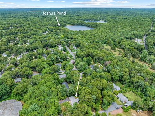 5 Hinckley Cir, Osterville, MA, 02655-1606 | Card Image