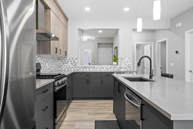 146 Magnolia Way Se, House other with 7 bedrooms, 4 bathrooms and 4 parking in Calgary AB | Image 8