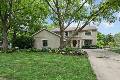1040 N Charles St, Naperville, IL, 60563-3361 | Card Image