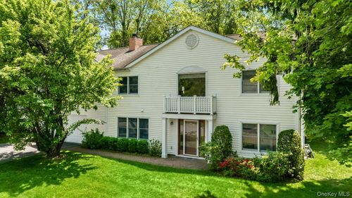 39 Lambert Ln, New Rochelle, NY, 10804-1009 | Card Image