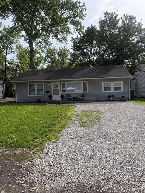 33 Louise Ln, Cahokia, IL, 62206-2736 | Card Image