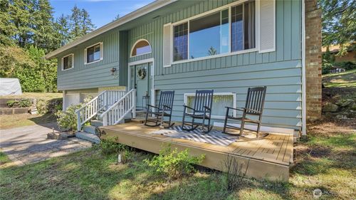 18427 Homeview Drive, Edmonds, WA, 98026 | Card Image