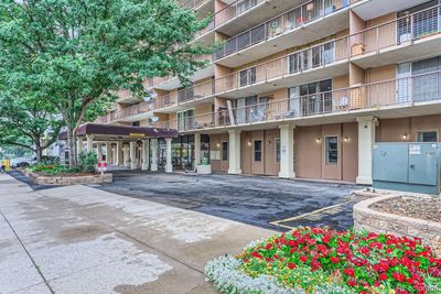 102 - 2225 Buchtel Boulevard, Condo with 1 bedrooms, 1 bathrooms and 1 parking in Denver CO | Image 1