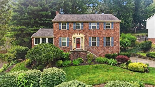 10062 Oakridge Dr, Wexford, PA, 15090-9762 | Card Image