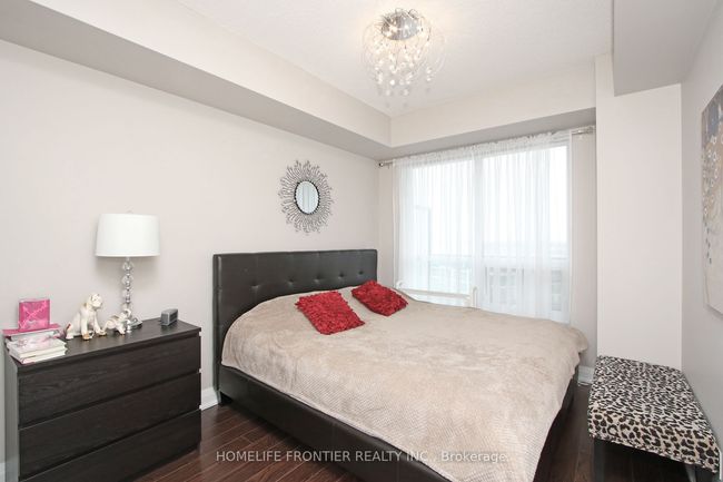 619 - 30 N Park Rd, Condo with 2 bedrooms, 2 bathrooms and 1 parking in Vaughan ON | Image 6