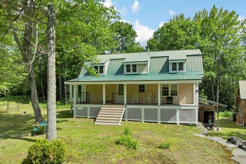 61 Macdonald Ln, Rumney, NH, 03266-4309 | Card Image