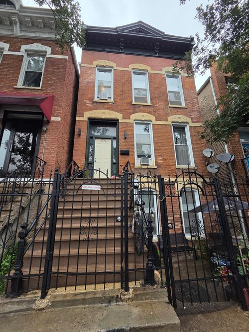 2f-1036 18th St, Chicago, IL, 60608-2357 | Card Image