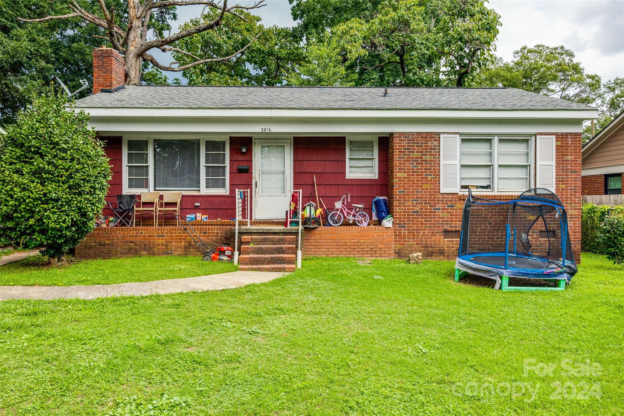 Whitehall Dr, Charlotte, NC 28208