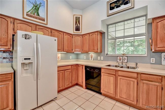 7802 Fairwind Loop, House other with 3 bedrooms, 2 bathrooms and 2 parking in Hernando FL | Image 15