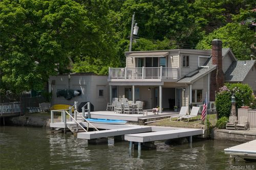 124 Lake Shore Rd, Greenwood Lake, NY, 10925-4006 | Card Image